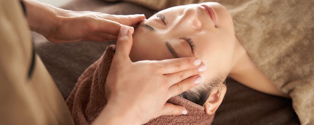 Corps & Âme Institut de Beauté : Diagnostic de peau offert