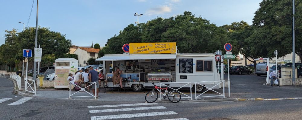 Camion pizza "À l'ancienne" : Une pizza Marguerite offerte